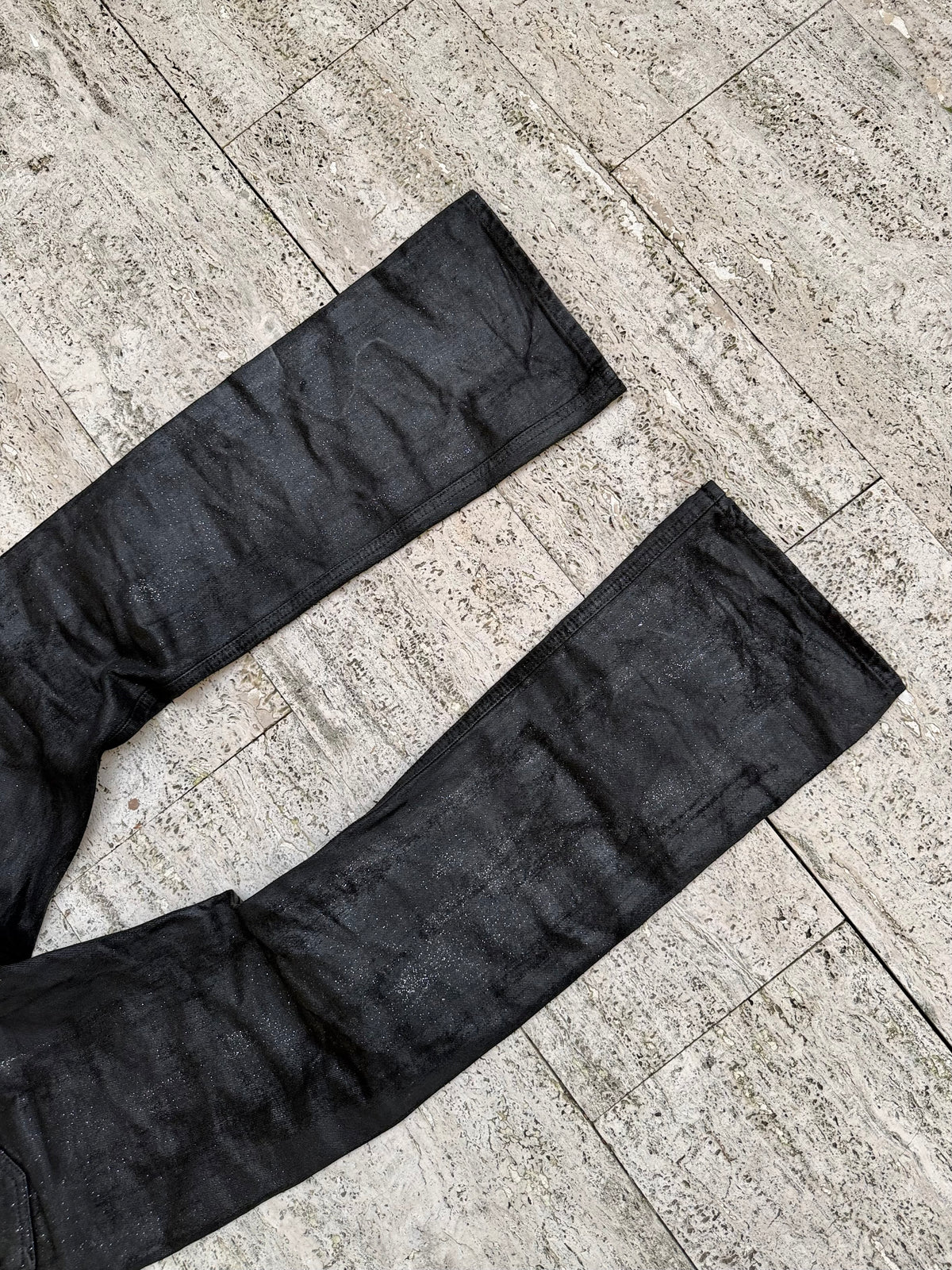 NIGREDO WAXED GLITTER JEANS